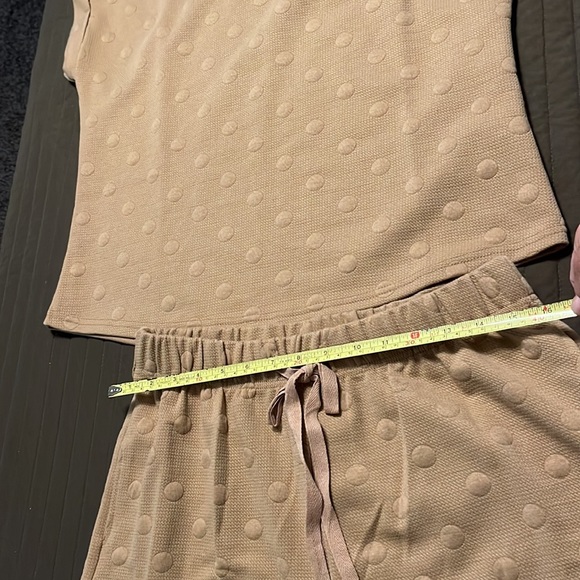 Blu Pepper ladies size Large 2 piece top and shorts Swiss dot pattern - Picture 8 of 9